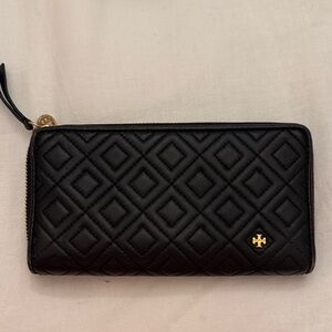 Tory Burch Black Quilted Zip Wallet
